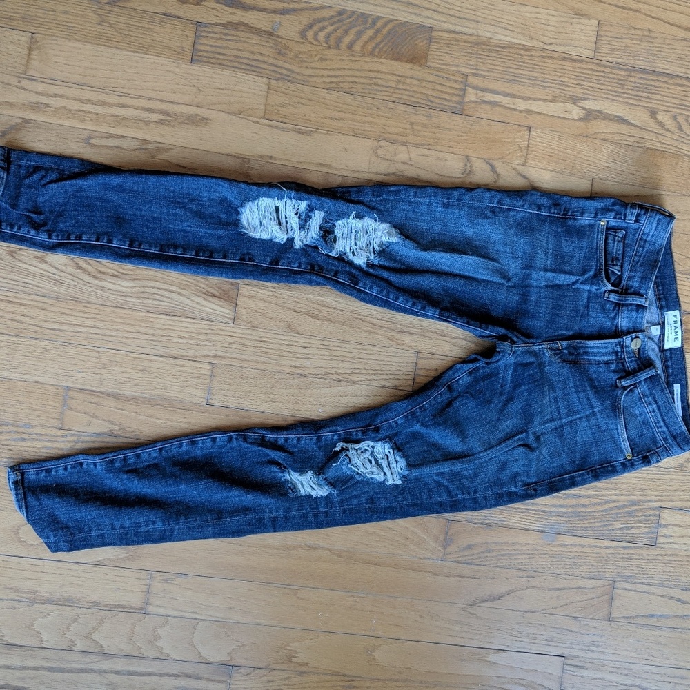 Frame le skinny de jeanne Sz 27 distressed jeans